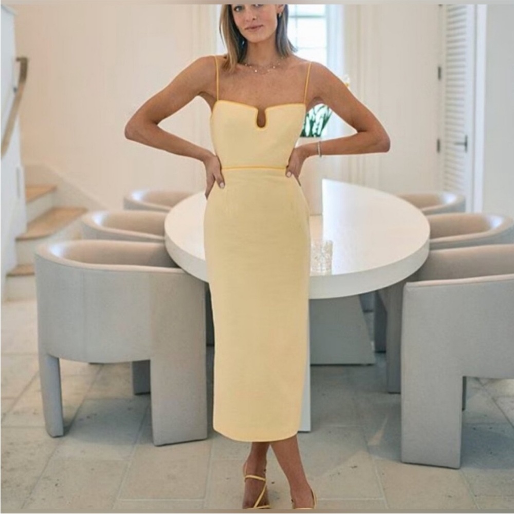 Elegant Yellow Spaghetti-Strap Midi Dress